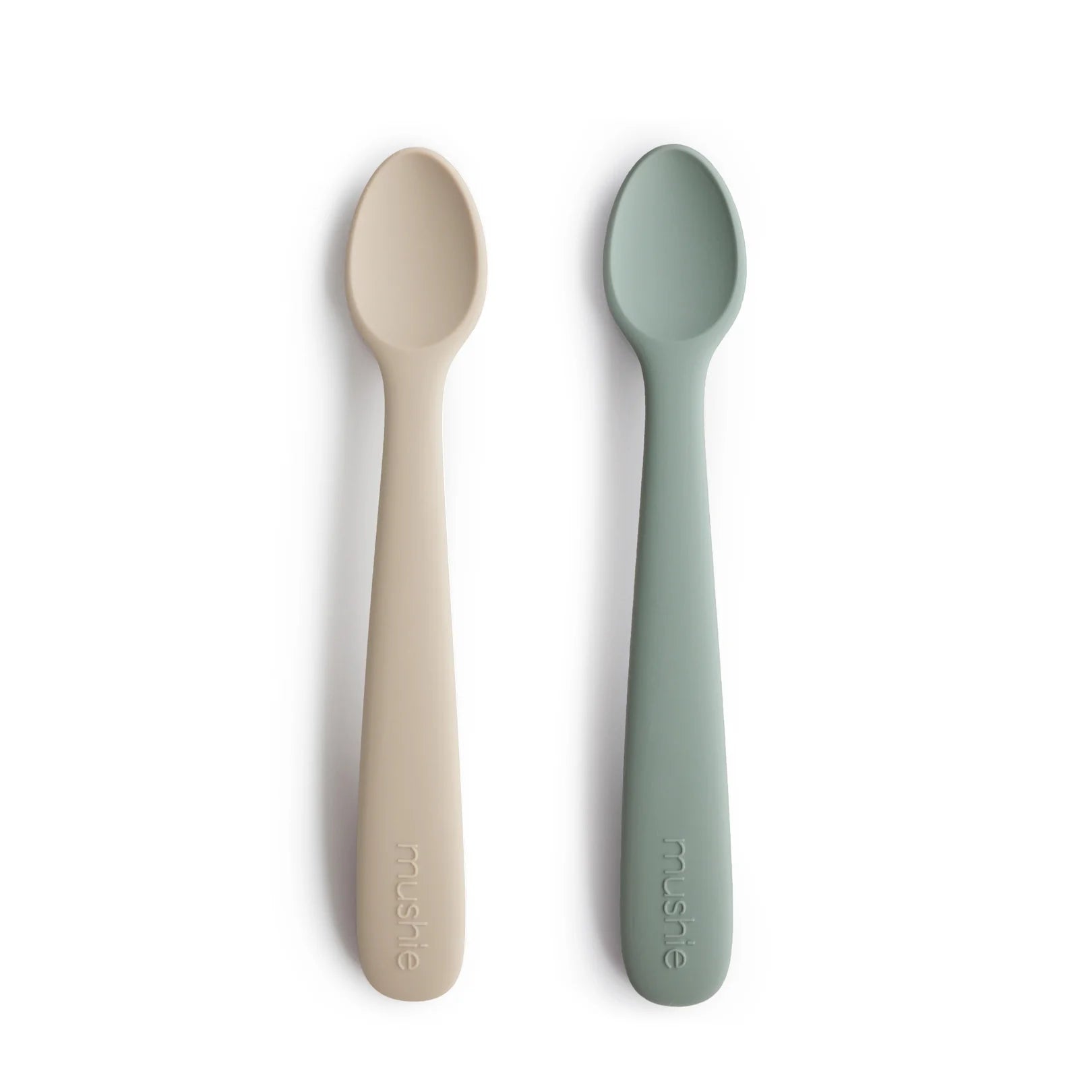 MUSHIE - Silicone Feeding Spoons 2-Pack - Cambridge Blue/Shifting Sand